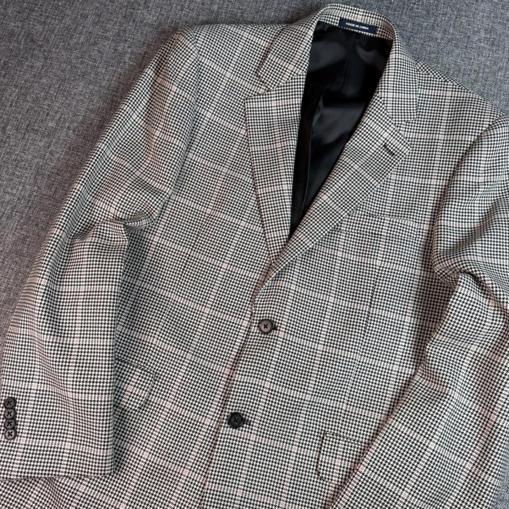 Mens Blazer| Paul Fredrick | Size 40 | Black White Pink Houndstooth Sport Coat
